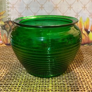 VTG Emerald Green Glass Ribbed Planter